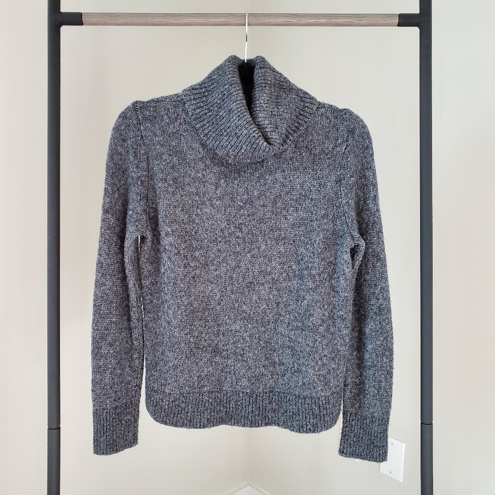 BANANA REPUBLIC MERINO-BLEND BOXY TURTLENECK SWEATER IN CHARCOAL GRAY, SIZE S